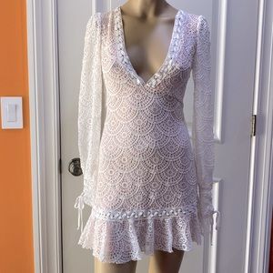 Forever 21 long sleeve lace dress